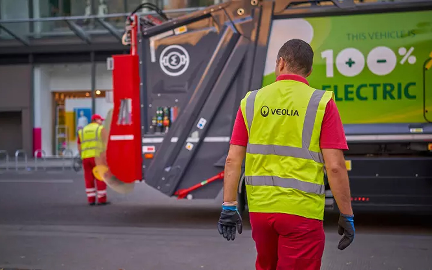 Waste Management & Recycling that fits your business | Veolia UK